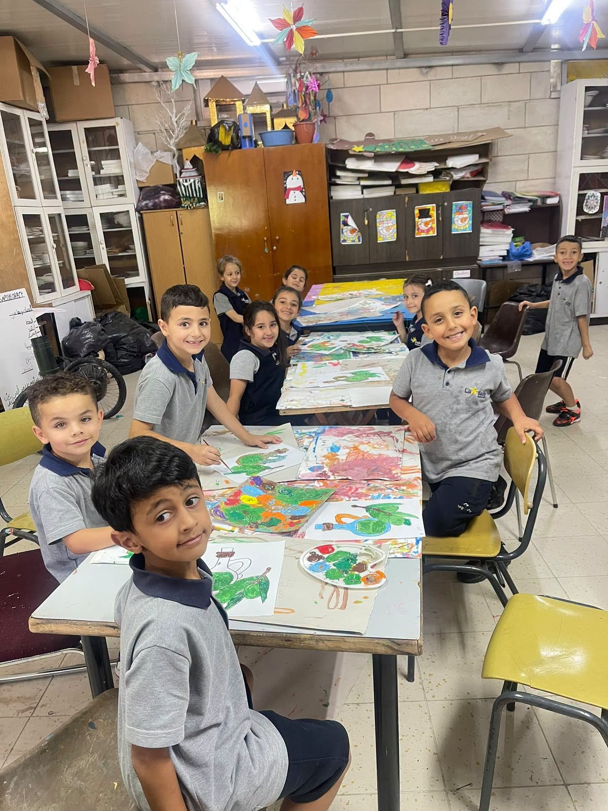 Grade 1 Paints the Olive Harvest
