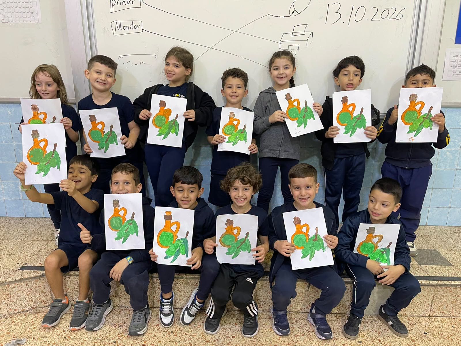Grade 1 Paints the Olive Harvest