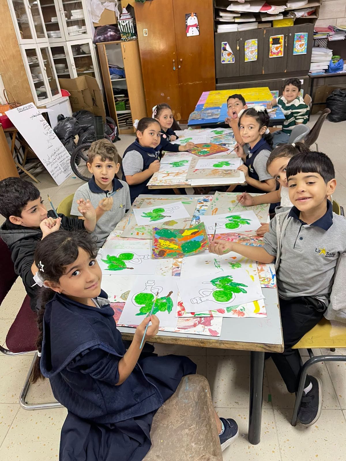 Grade 1 Paints the Olive Harvest