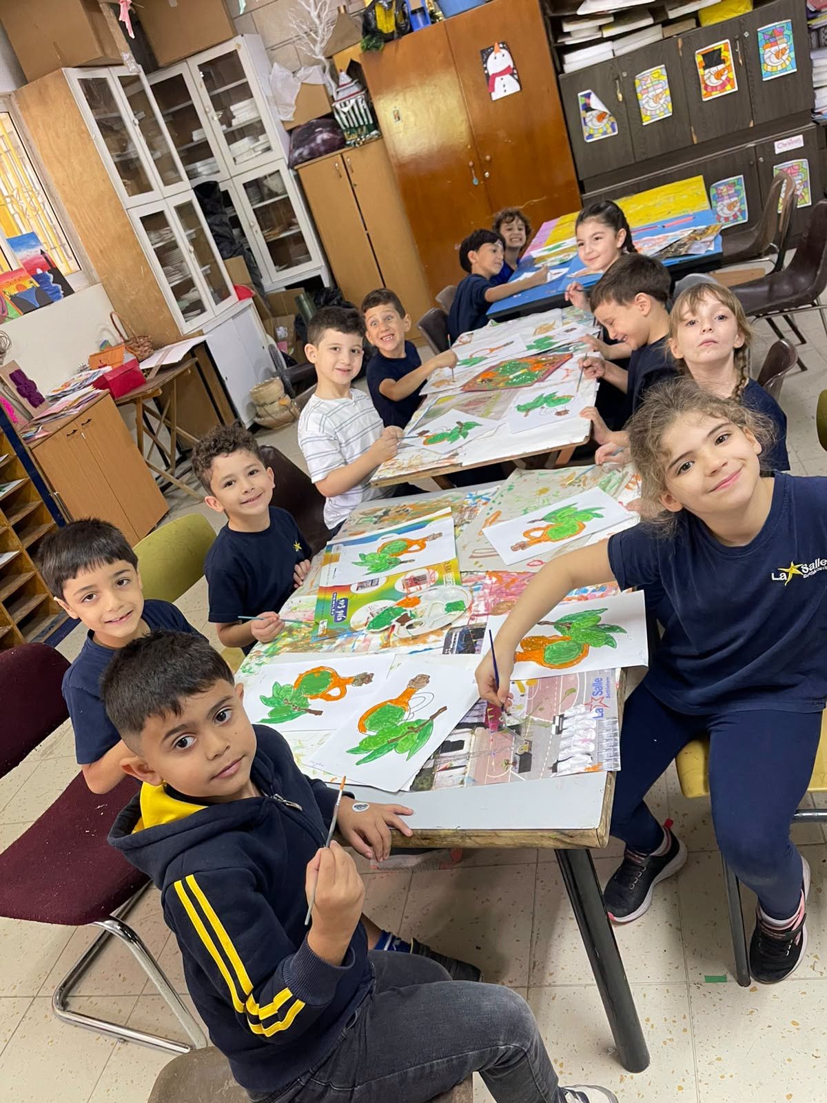 Grade 1 Paints the Olive Harvest